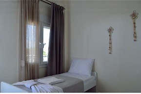 Aelia Sea View Studios