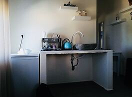 Aelia Sea View Studios