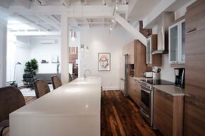 1861 Grand Loft in Old Port by Nuage