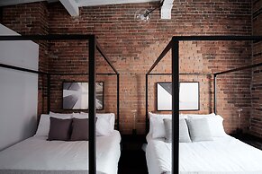 1861 Grand Loft in Old Port by Nuage