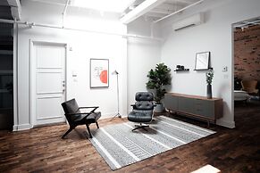 1861 Grand Loft in Old Port by Nuage