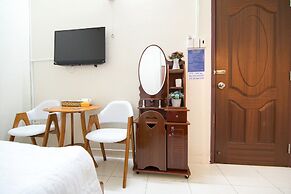 RedDoorz near Tan Son Nhat Airport 3