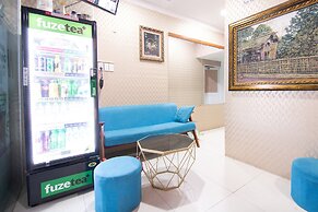 RedDoorz near Tan Son Nhat Airport 3