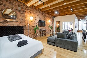 1858 Upscale Lofts in Old Montreal by Nuage