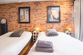 1858 Upscale Lofts in Old Montreal by Nuage