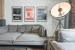 1821 Industrial Loft in Old Port by Nuage
