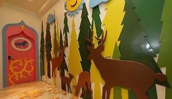 Li Chu Art Paternity B&B