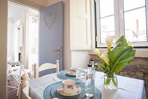 Lisbon Inn Bica Suites