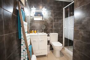 Lisbon Inn Bica Suites