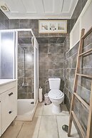 Lisbon Inn Bica Suites