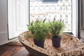 Lisbon Inn Bica Suites