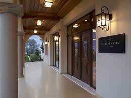 The Lake Hotel