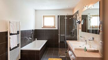 Alpine Hotel Ciasa Lara