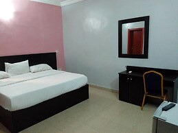 SkyRose Hotel