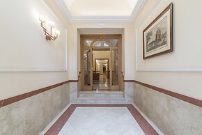 Villa Borghese Roomy Flat