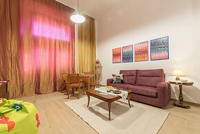 Monti Artistic Flat