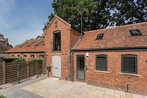 City Apartments Monkbar Mews