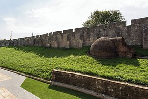 City Apartments Monkbar Mews