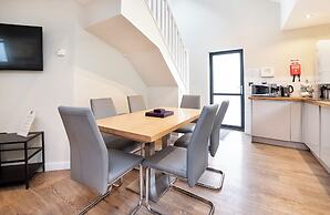 City Apartments Monkbar Mews