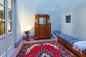 Dimora Storica Palazzo Puccini LSM