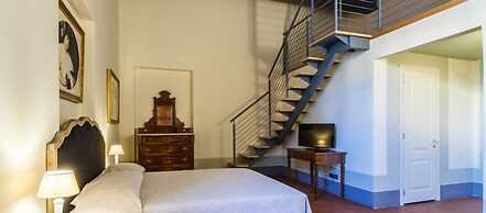 Dimora Storica Palazzo Puccini LSM