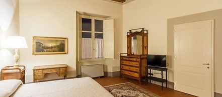 Dimora Storica Palazzo Puccini LSM