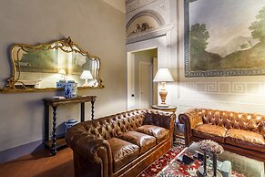 Dimora Storica Palazzo Puccini LSM