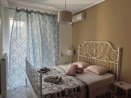 Luxury City Center Apartment