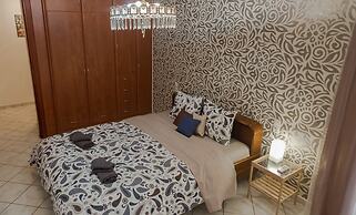 Luxury City Center Apartment