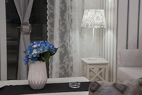 Luxury City Center Apartment