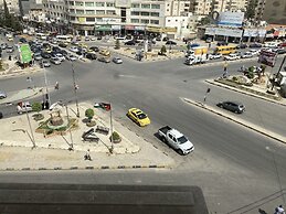 Sara Crown Hotel