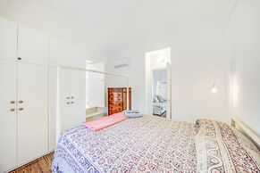 Ortigia Colourful Apartment