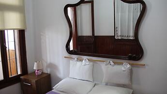 Saatli Konak Pansiyon