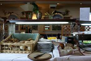 Hotel Zur Rebe