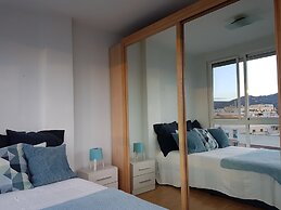 Corona central location mini penthouse