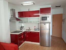 Corona central location mini penthouse