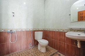 RedDoorz Plus near Alun Alun Kejaksan Cirebon