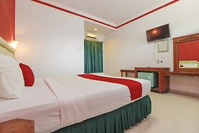 RedDoorz Plus near Alun Alun Kejaksan Cirebon