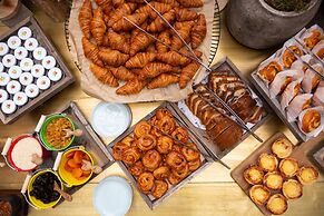 Radisson Blu Olympiyskiy Hotel