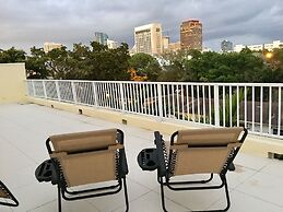 4BR Townhouse 320 by Ideal Experience VR