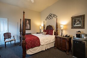 Gruene River Hotel & Retreat