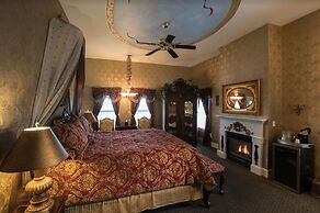 Gruene River Hotel & Retreat