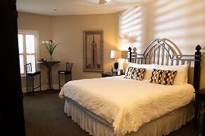 Gruene River Hotel & Retreat