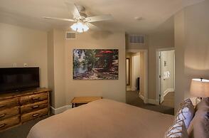 Gruene River Hotel & Retreat