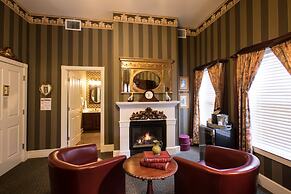 Gruene River Hotel & Retreat