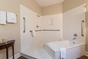 Gruene River Hotel & Retreat