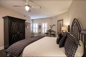 Gruene River Hotel & Retreat