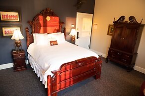 Gruene River Hotel & Retreat