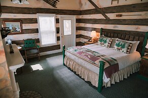 Gruene River Hotel & Retreat