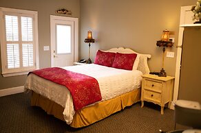 Gruene River Hotel & Retreat